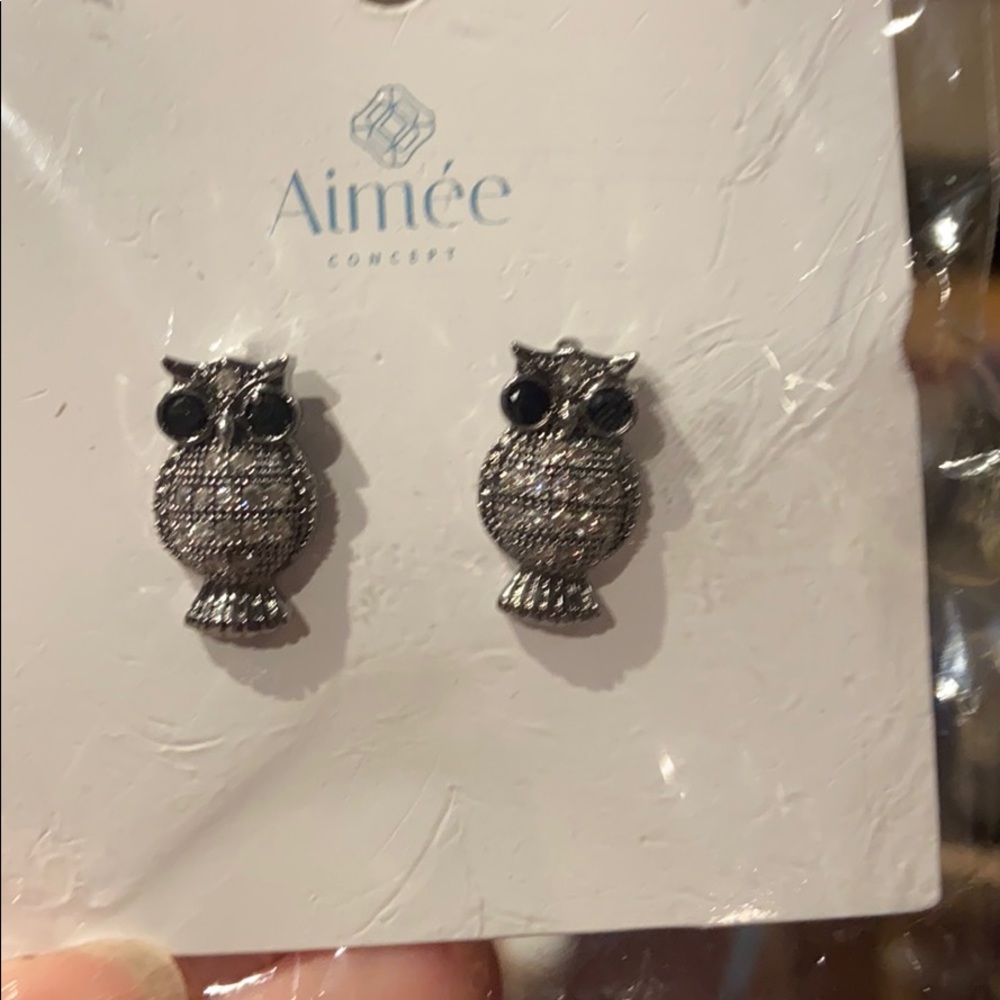 🦉NWT rhinestone and silver owl earrings
